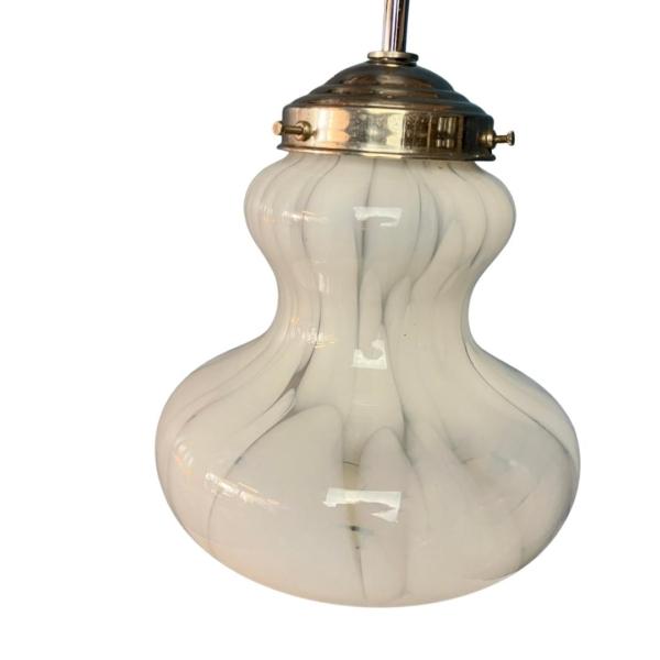 Vintage hanglamp gewolkte glazen kap