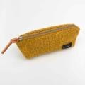 Etui-Triangel-Koda-Amsterdam-mosterd-geel
