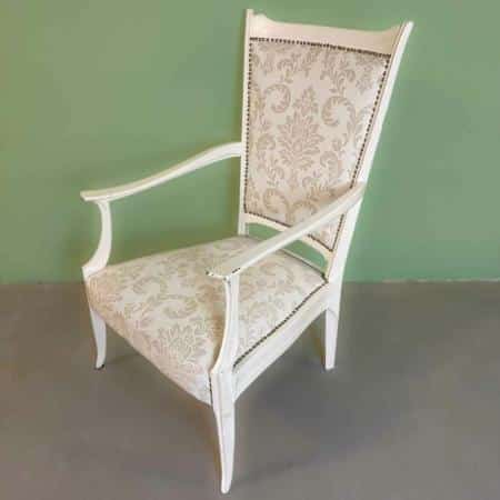 brocante-fauteuil-stoel-warenhuis-strant