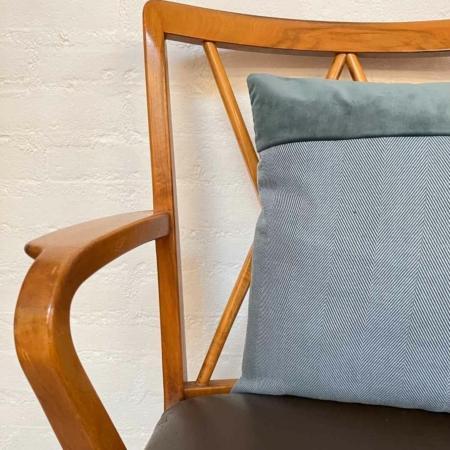 Kussen kussensloop blauw fluweel vintage