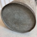oude zinken vuilnisbak brocante